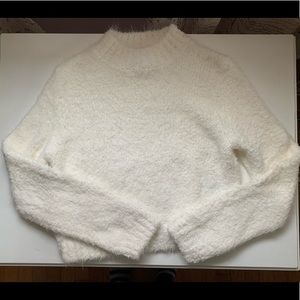 Fluffy White Mock Neck Cropped Sweater Size Medium 🐑